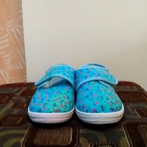 Kids shoes